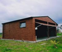 Garaż na dwa auta 6,3x5m z wiatą, oknami, drzwiami, drewnopodobny